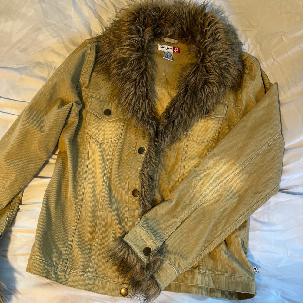 VINTAGE Y2K tan corduroy with fur detail juniors XL size.. fits like a medium